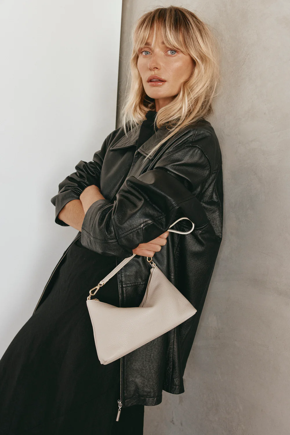 Ashley Ivory Leather Crossbody Bag - Image 3