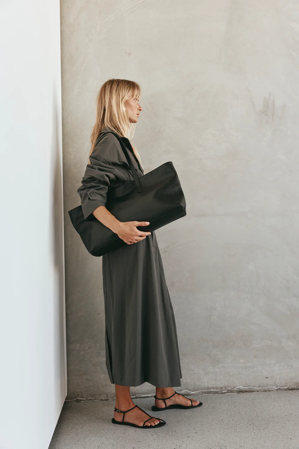 Mia Black Leather East West Slouchy Tote - Image 6