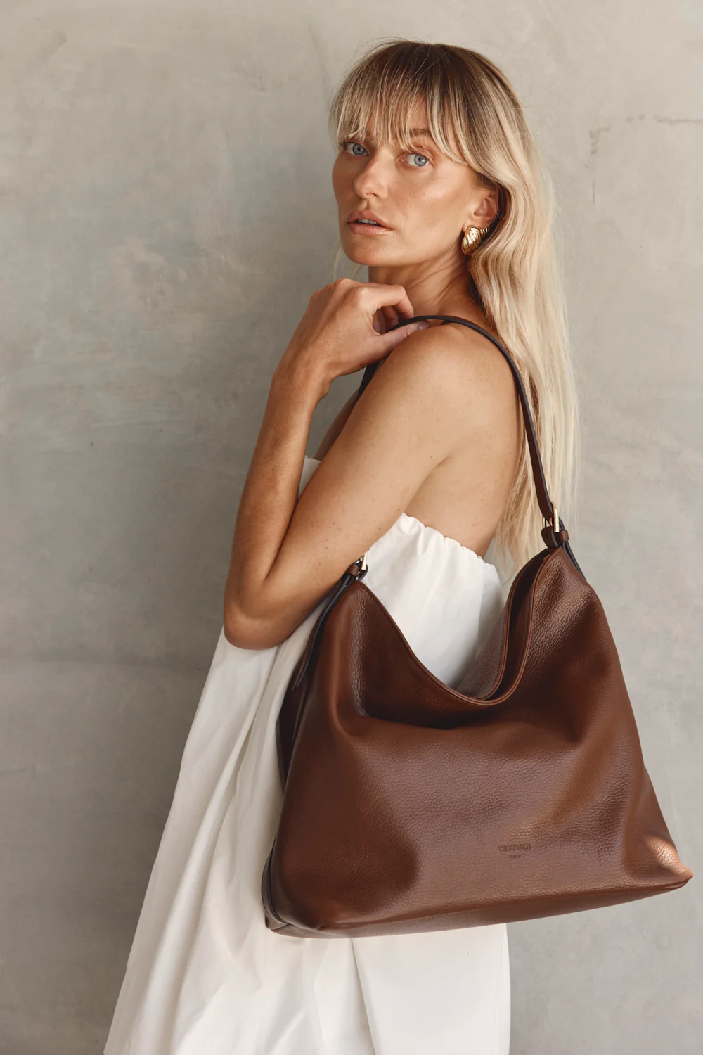 Serena Mocha Leather Hobo Bag - Image 4