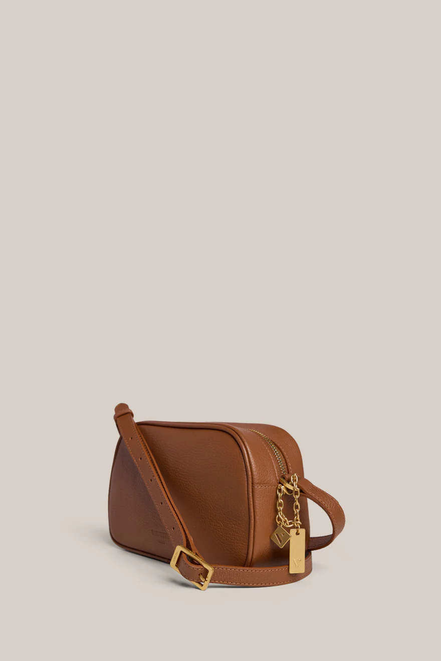 Vera Cognac Camera Crossbody Bag - Image 3