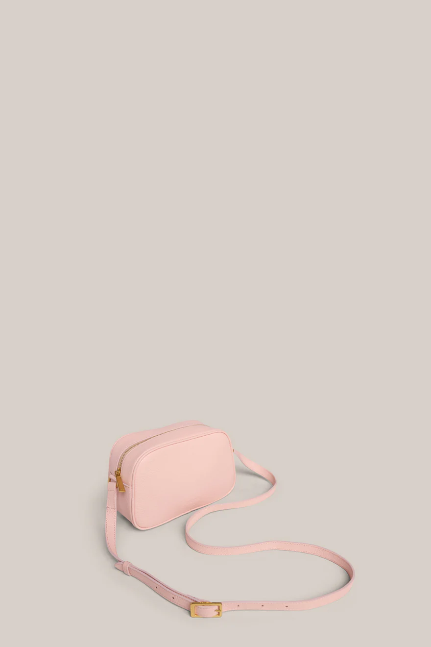 Vera Pale Pink Camera Crossbody Bag - Image 3